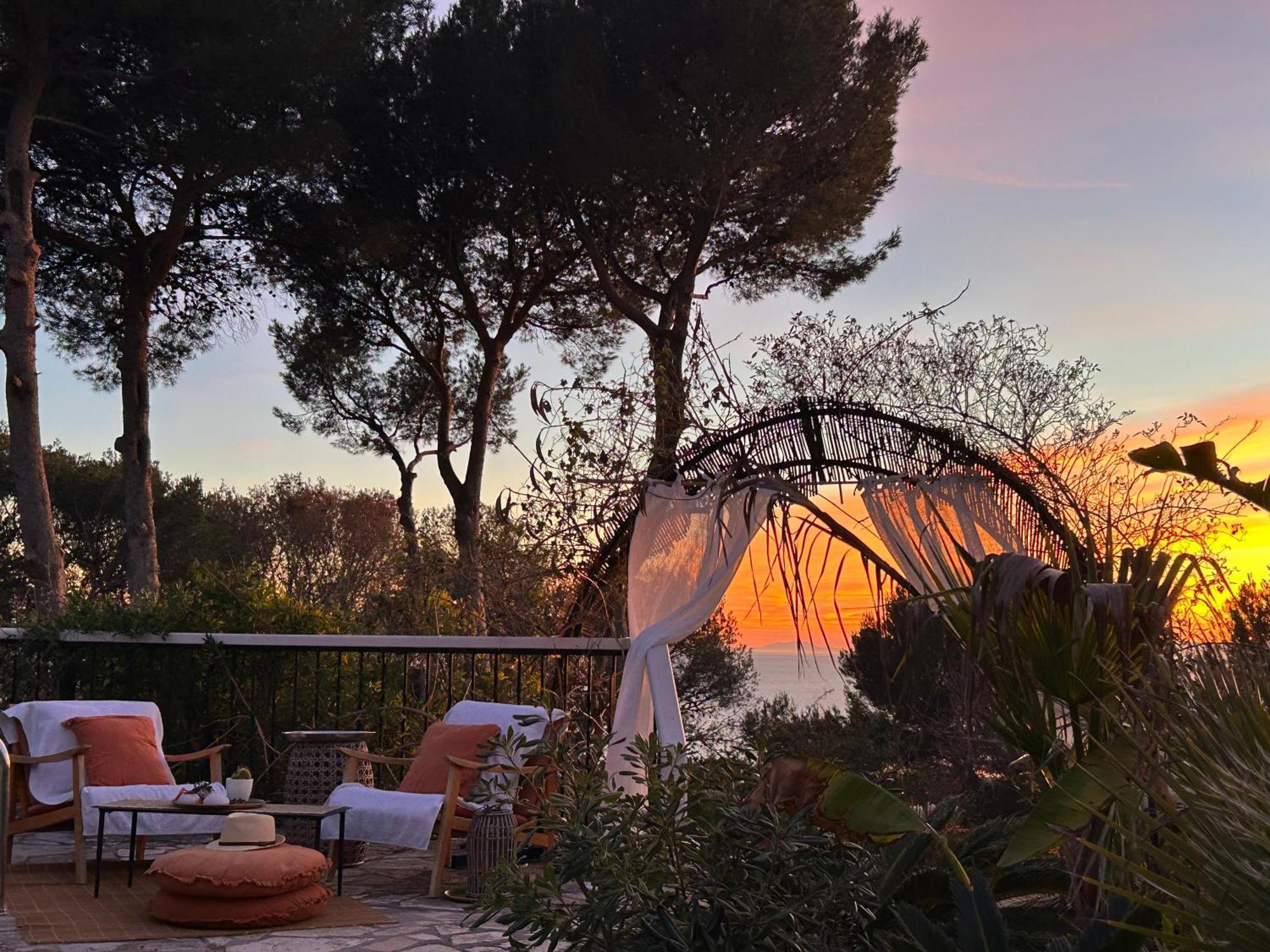 Le Lodge Saint Clair Сет Экстерьер фото